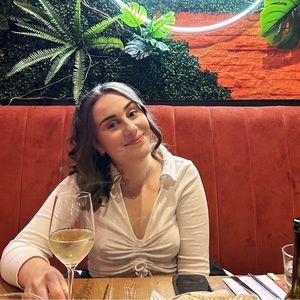 Meet your Posher, Mischa